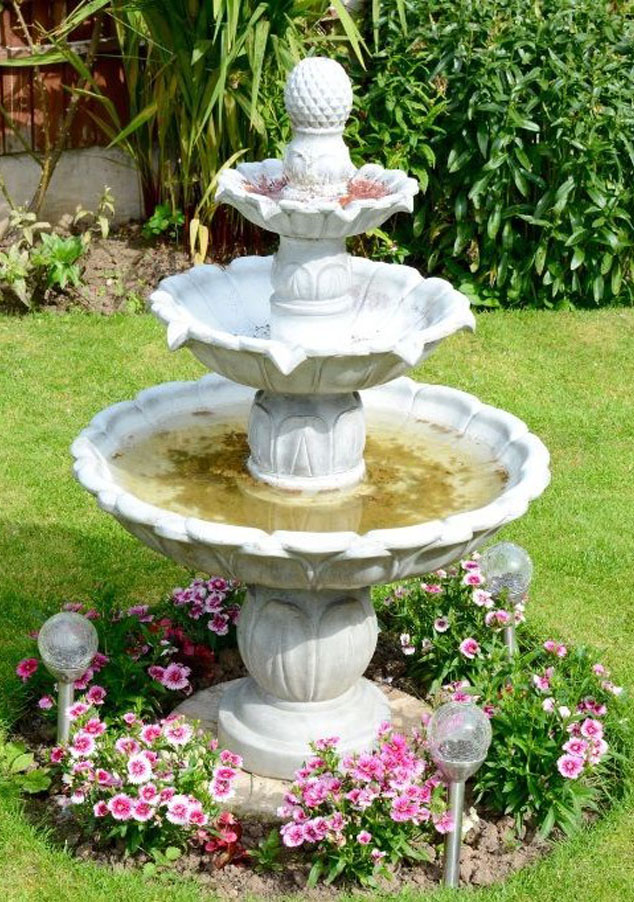 14 Best Garden Water Feature Ideas - Ideal for All Gardens!