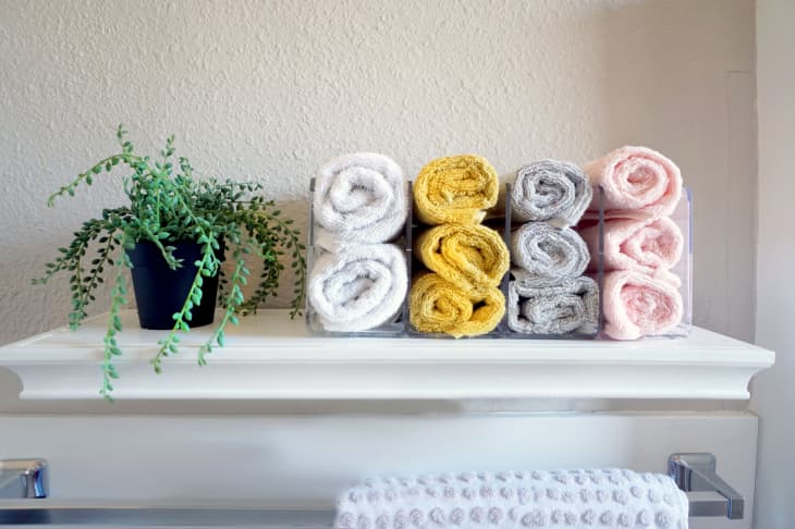 20 Towel Storage Ideas for Small Bathrooms (With Photos) | Apartment Therapy