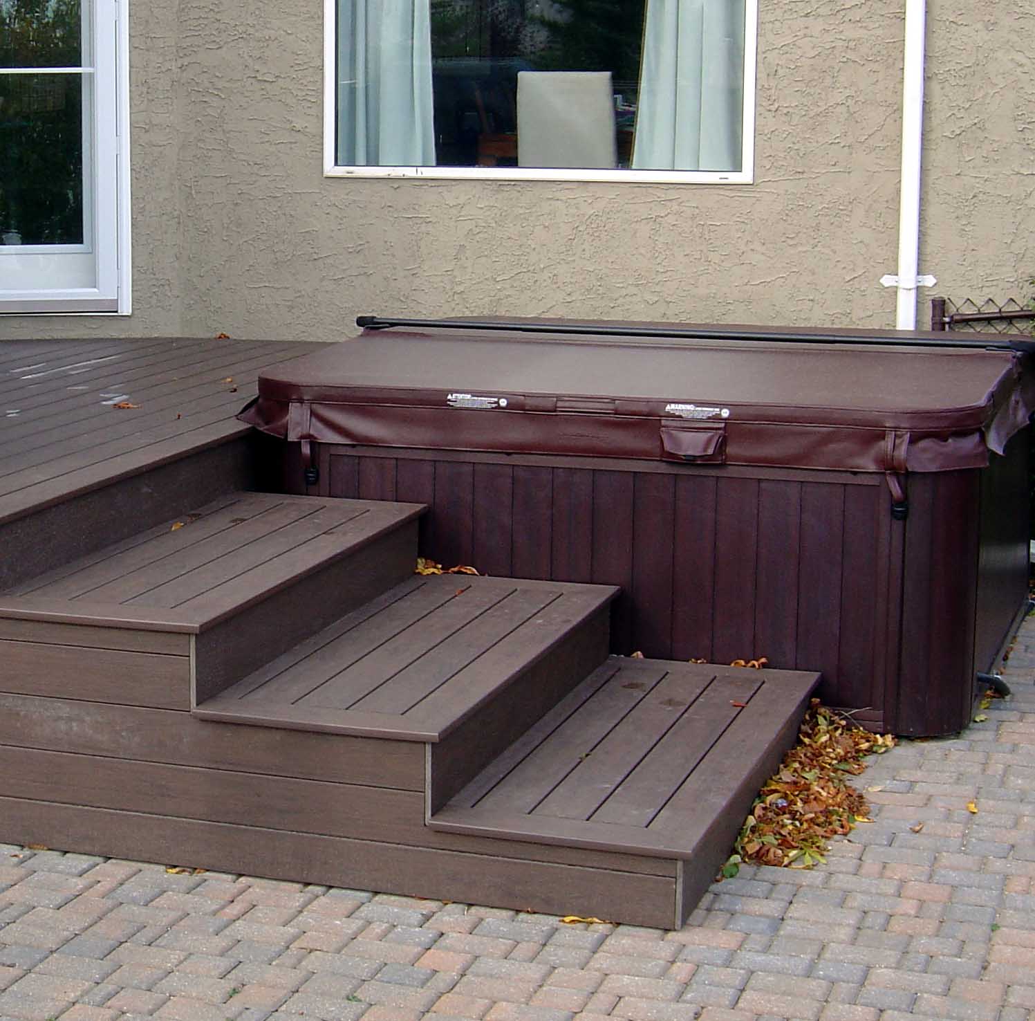 3 Reason's you'll love a custom hot tub deck - Aqua-tech