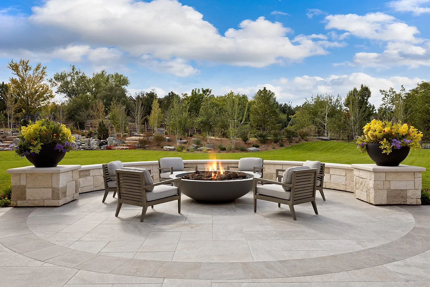 36 Backyard Fire Pit Ideas | Studio Nisho