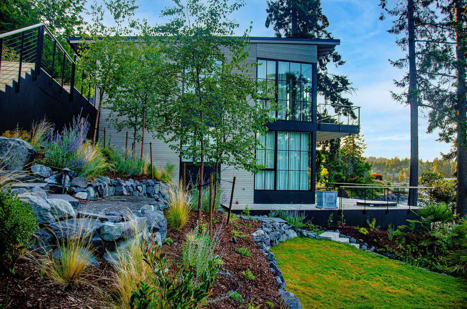 37 Retaining Wall Ideas Perfect for Sloped Backyards