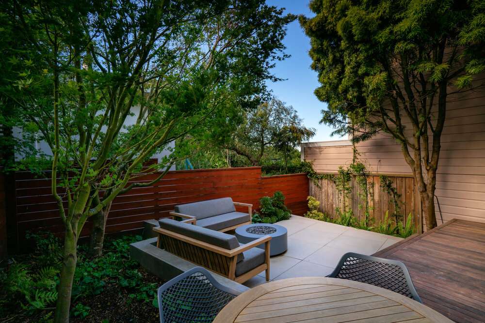 37 Retaining Wall Ideas Perfect for Sloped Backyards