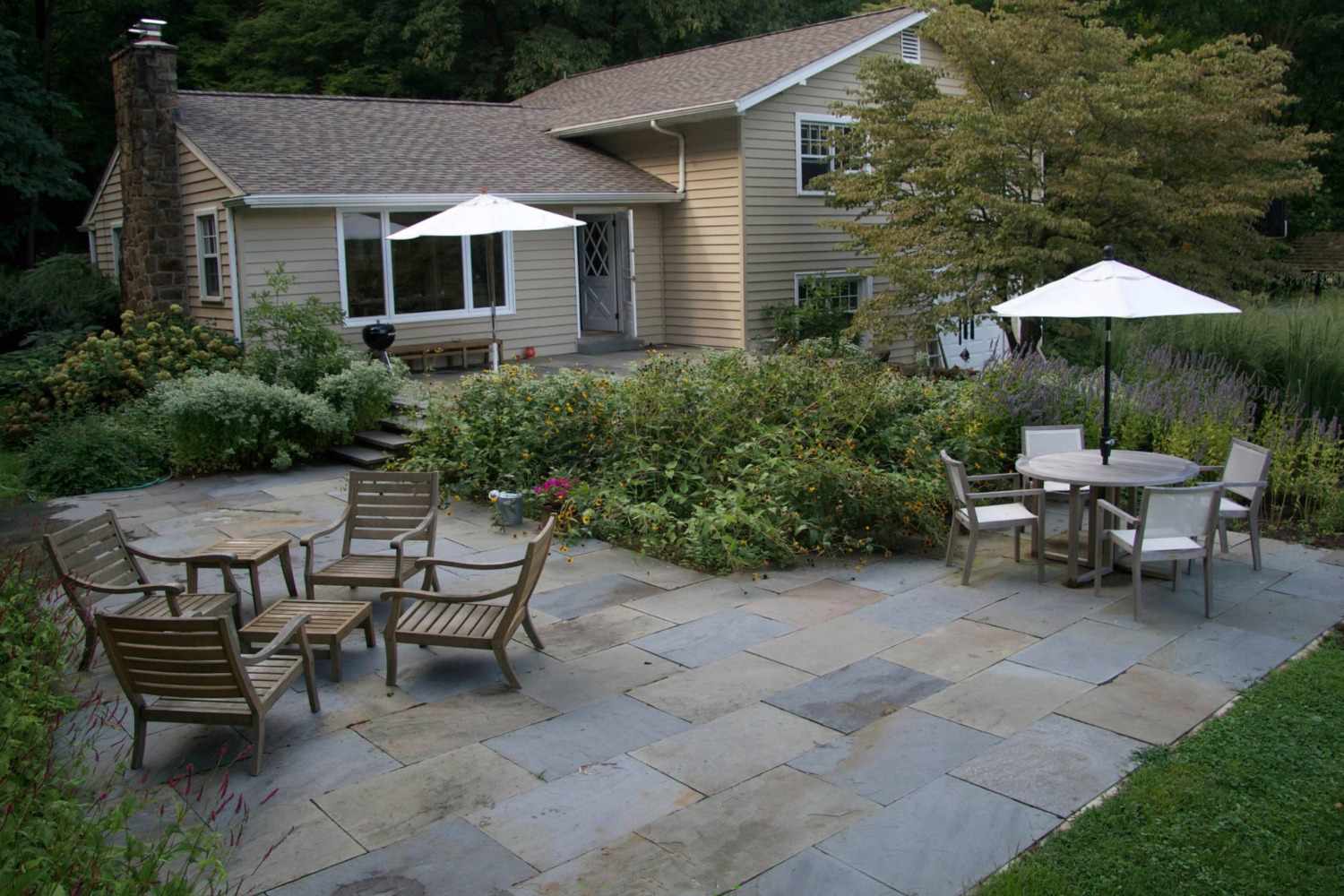 38 Patio Paver Ideas to Upgrade Your Outdoor Oasis
