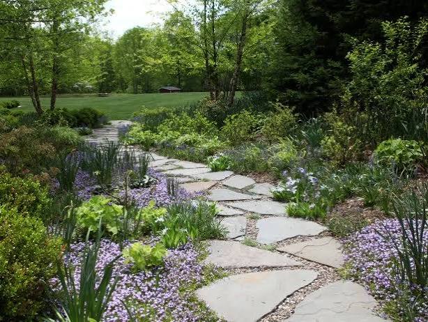 40 Beautiful Pathways and Walkways | HGTV