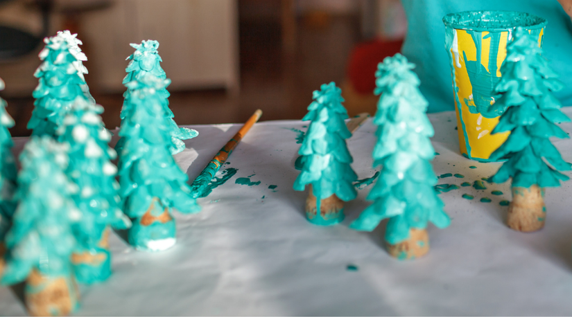 53 Outdoor Pine Cone Craft Ideas for Christmas