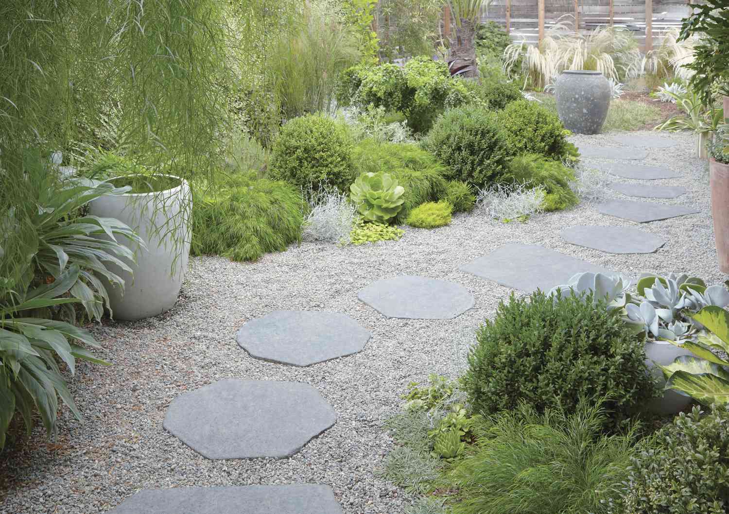 7 Front Yard Xeriscaping Ideas That Are Water-Wise and Look Great