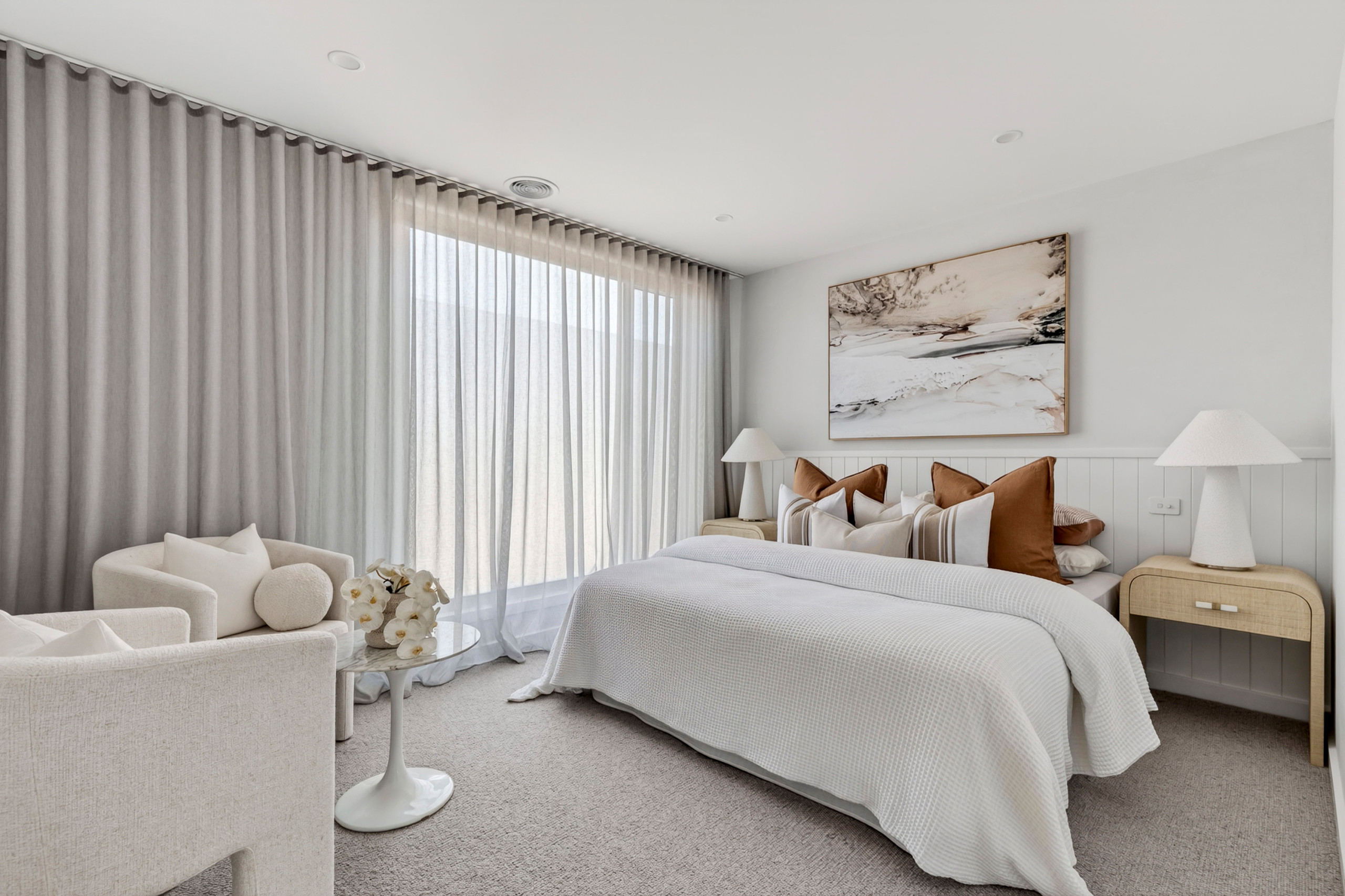75 Beautiful Bedroom with Wainscoting Ideas and Designs - July 2026 | Houzz UK