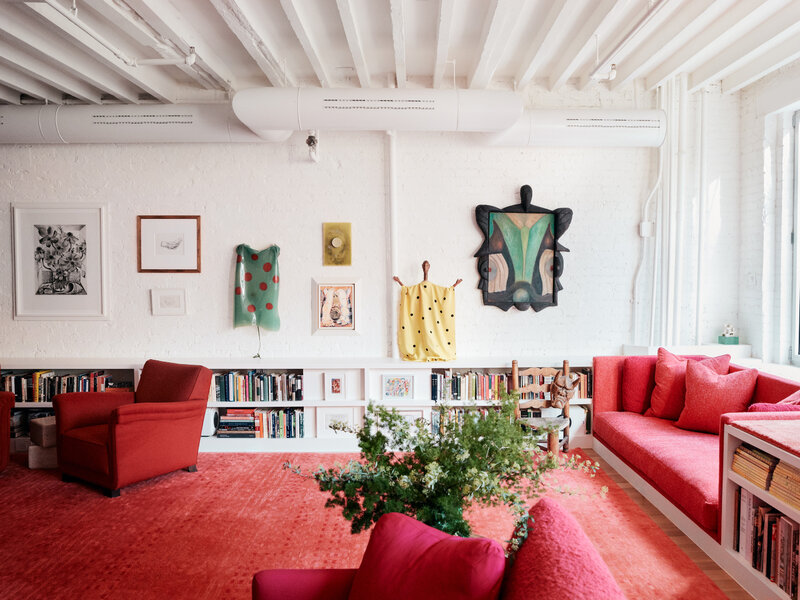 A New York Apartment With a Garden in the Kitchen - The New York Times