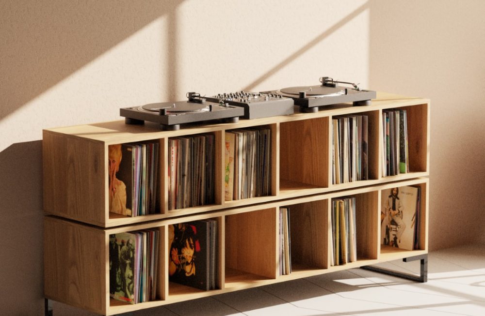 American Oak Många - Two Tier Vinyl Storage Cabinet for Collectors