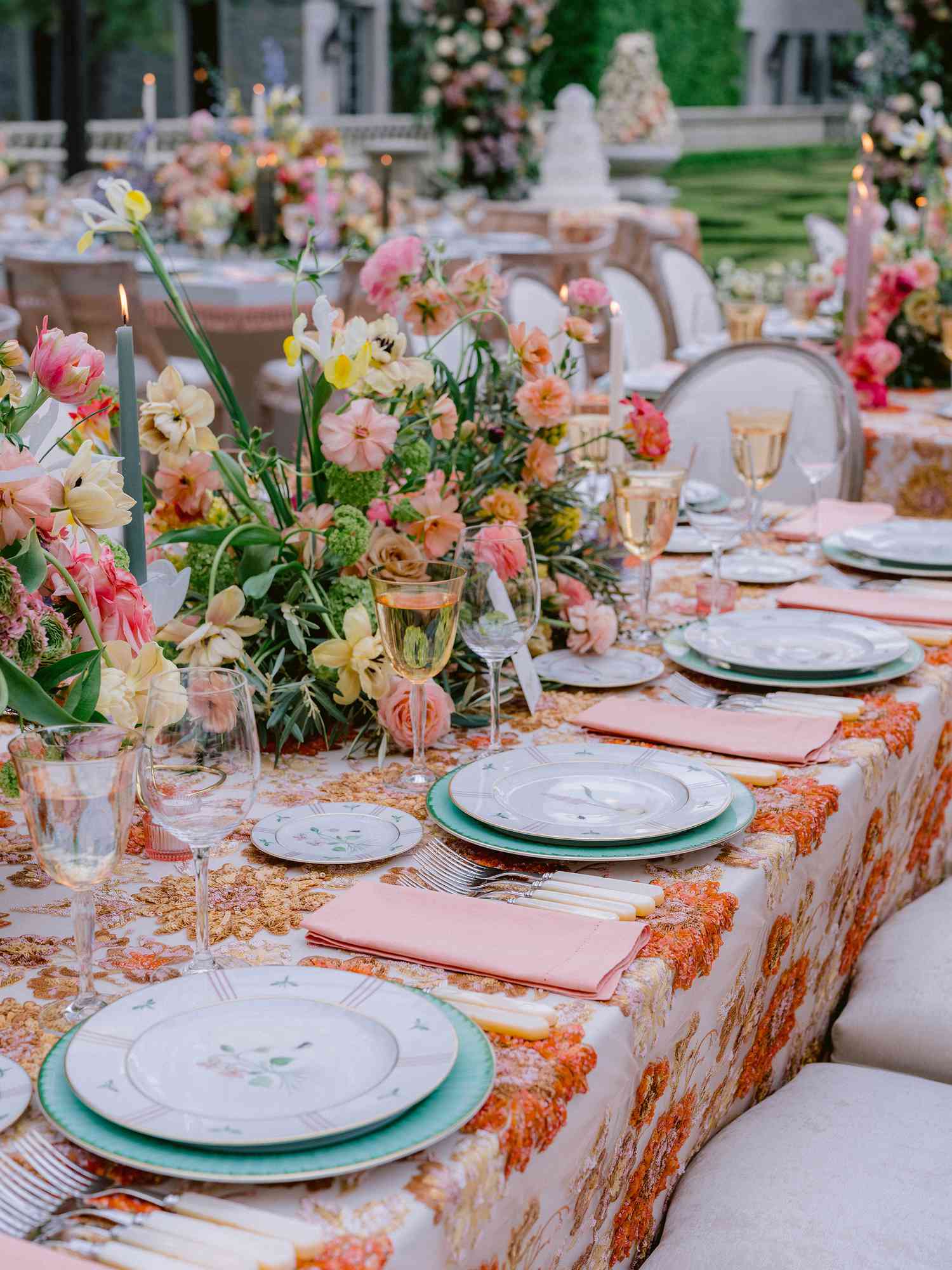 An At-Home Garden Wedding in Houston With 15,000 Flowers