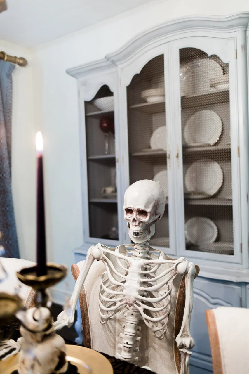 An Elegant Yet Spooky Tablescape — Andrea's Cooktales