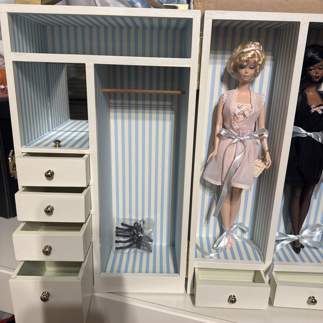 Barbie Dollhouse Storage & Hanger Included Rare