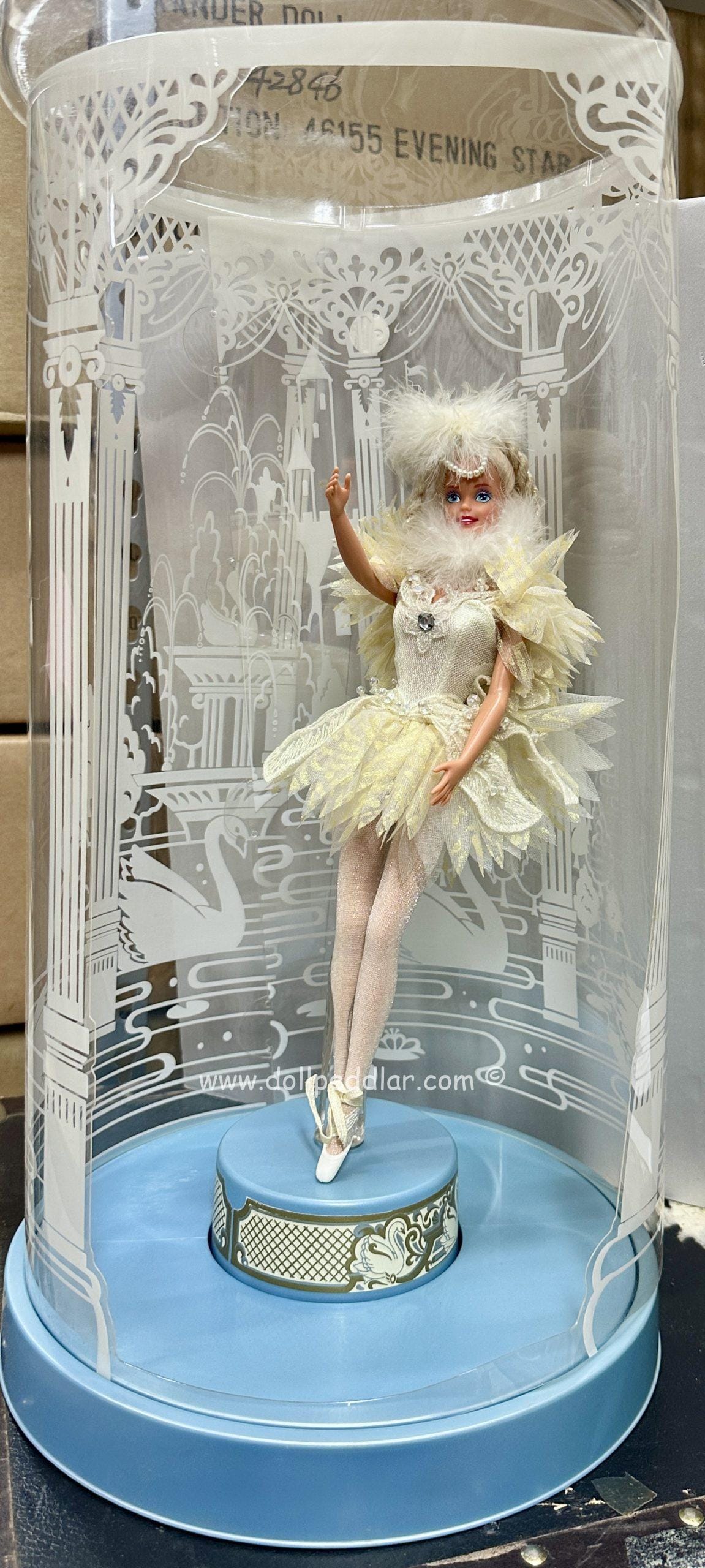 Barbie Storage Barbie Doll Glass Display Case Doll Display Wall Hanging Tabletop Case, Doll And Figurine