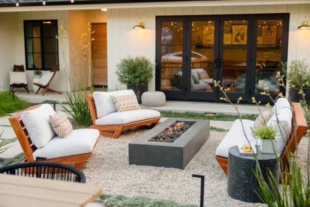 Charming and Contemporary Front Yard Space | HGTV
