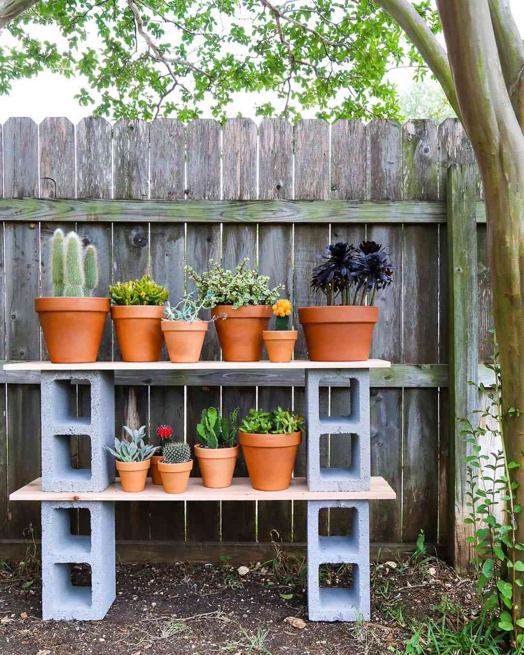Cinder Block Diy Garden Lounger Cinder Block Bench Homemade Garden Seating Ideas Outdoor Seating