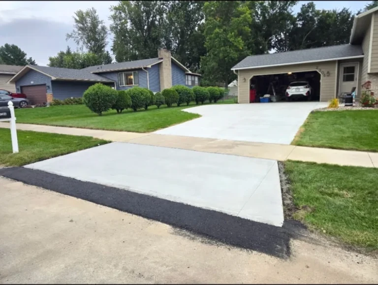 Concrete Garage Apron Contractor | Rochester, MN | Pouring Praises Custom Concrete