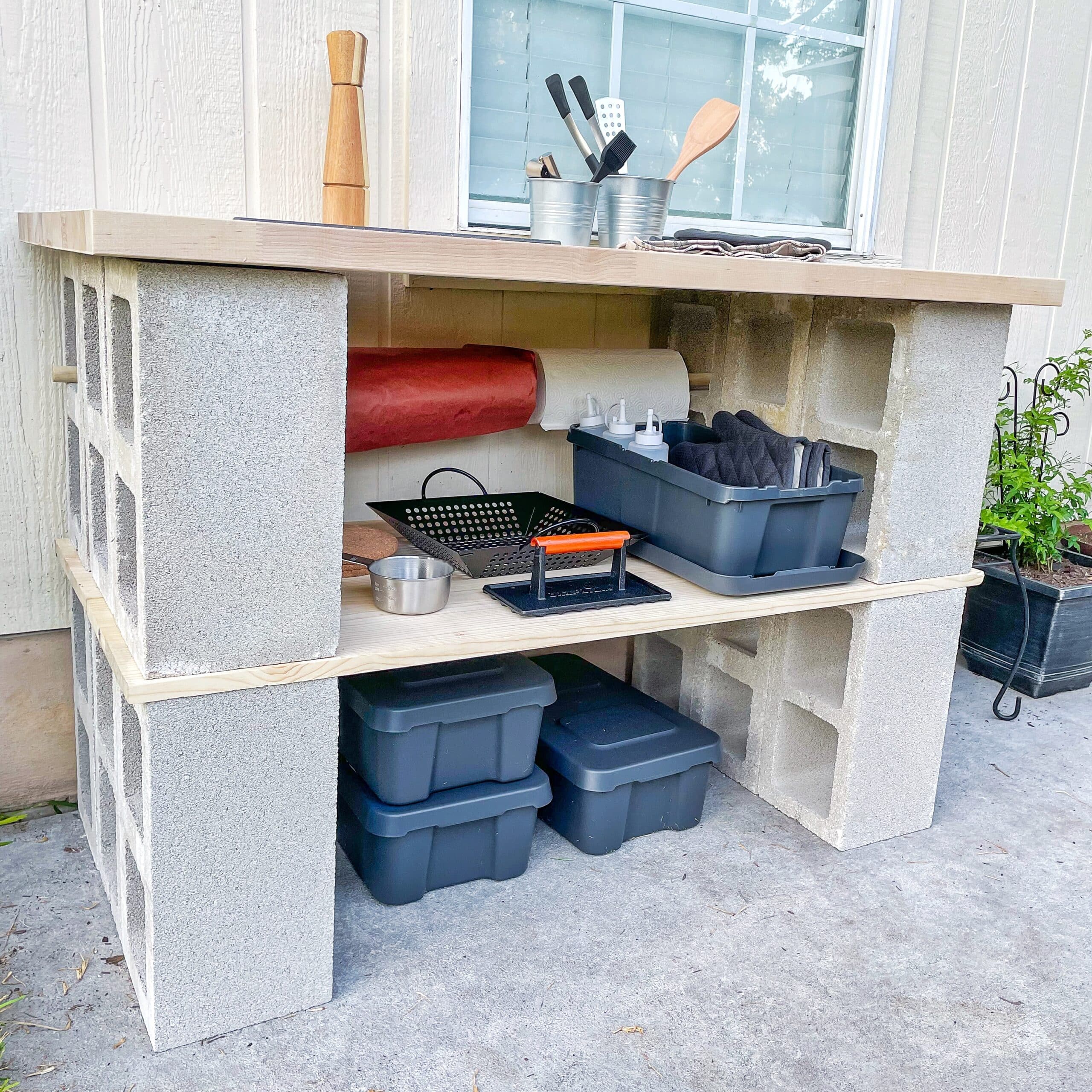 Diy Outdoor Furniture Cinder Block Bench Diy The Best DIY Concrete Furniture Ideas