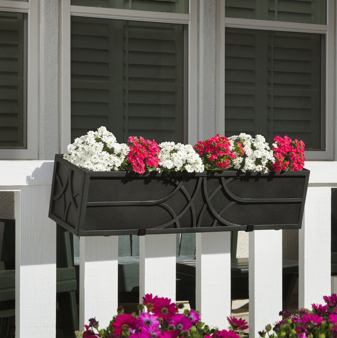 Falling Water Railing Planter