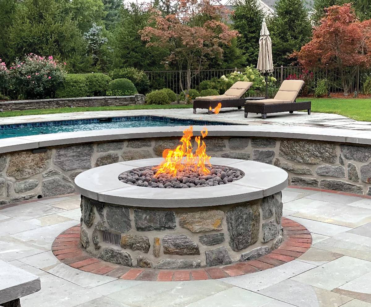 Fire Pits Keep Outdoor Spaces Cozy in the Brandywine Valley - The Hunt Magazine