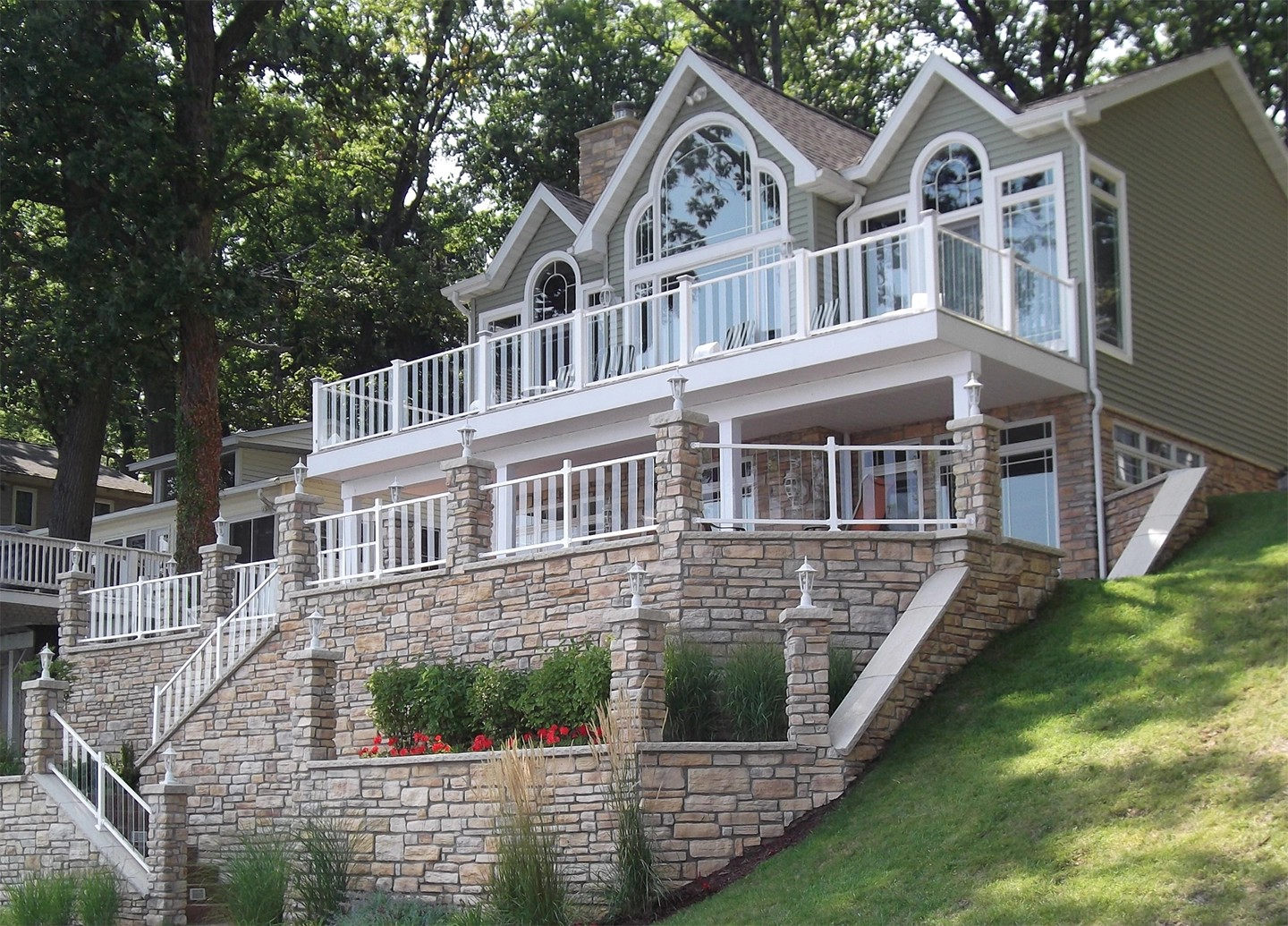 Glass Railing Systems | Fortress Railing