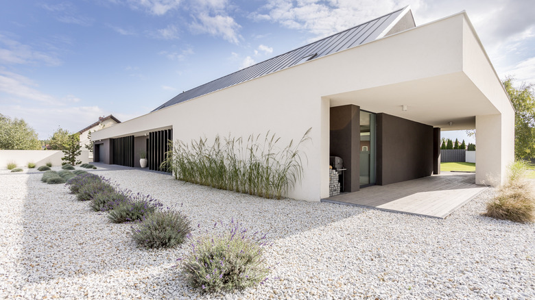 Gravel Front Yard Landscaping Ideas To Add Curb Appeal To Your Home