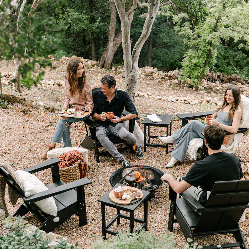 How to Host a Fun, Backyard Game Night to Celebrate Fall