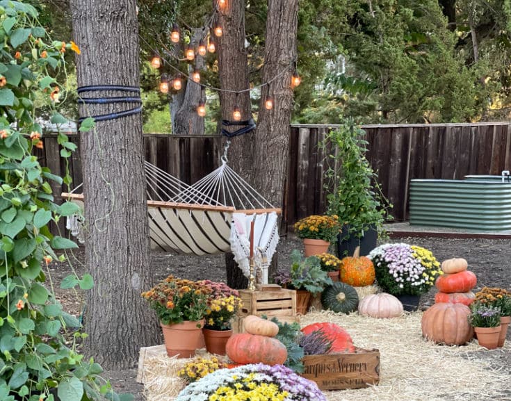 Make a Romantic and Inviting Oasis with DIY Outdoor Fall Decor