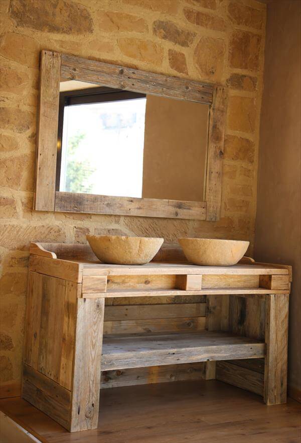 Pallet Vanity and Mirror for Bathroom - 101 Pallets