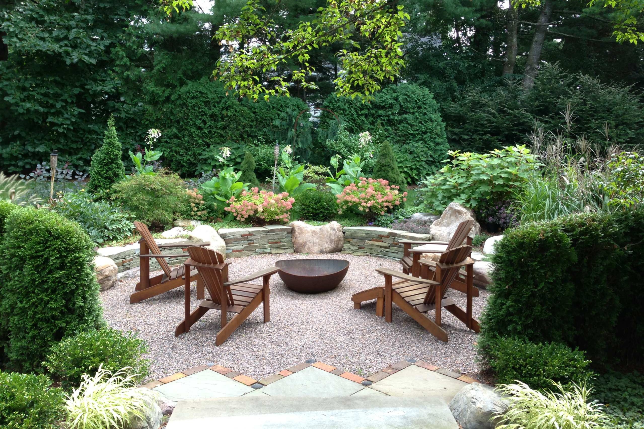 Pea Gravel Patio Benefits, Cost, and Installation Tips