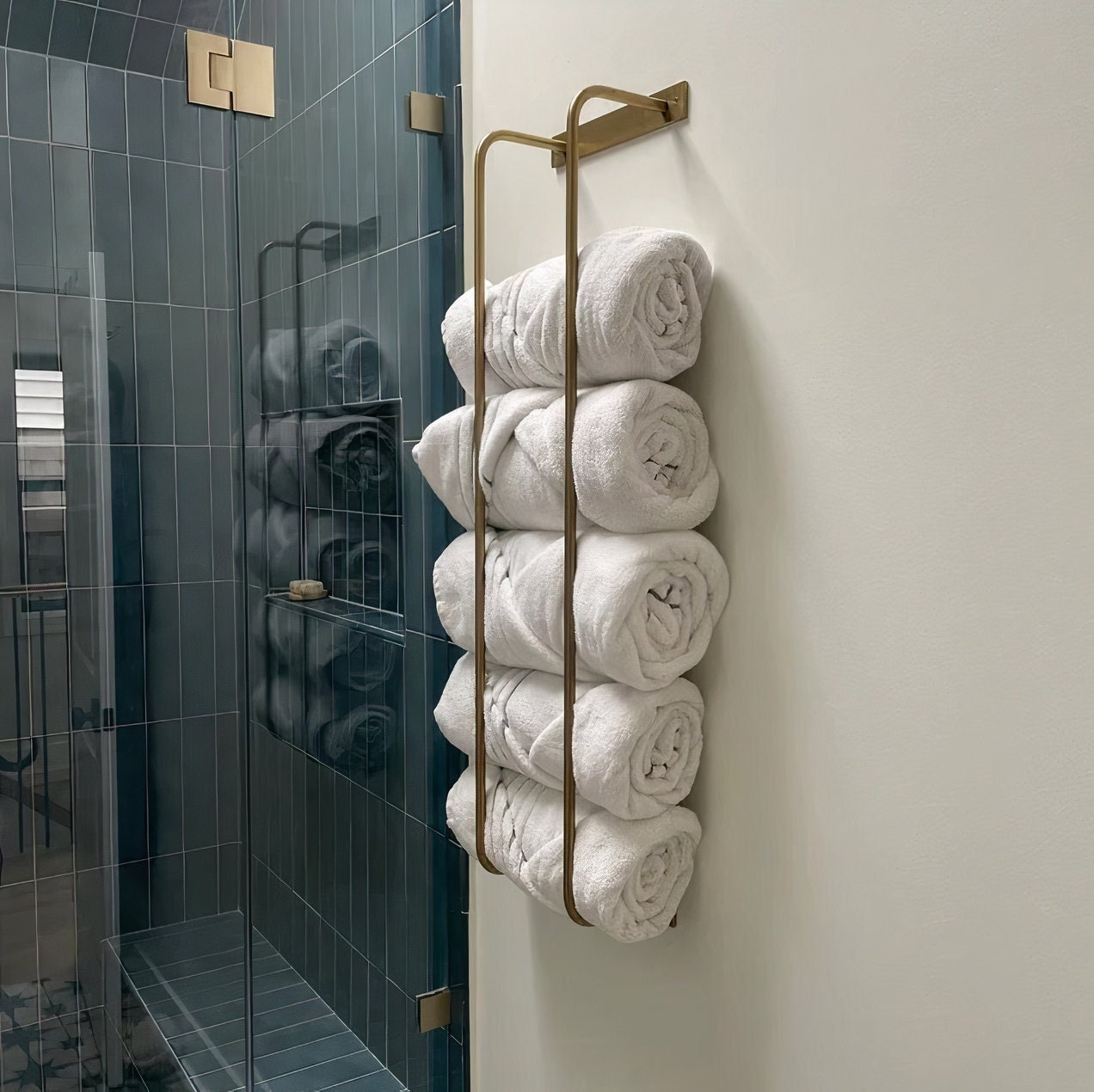 Rolled Towel Storage Bathroom Towel Wall Rack Wall Mounted Metal Towel Rack With Shelf, Silver Finish