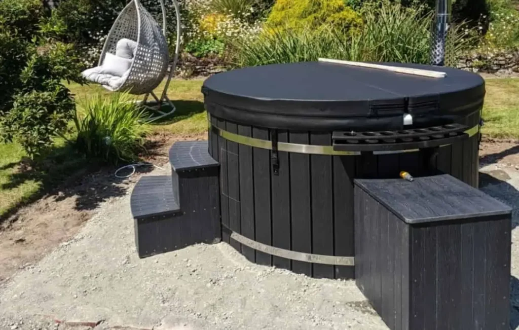 Soak in Style: 12 Cool Deck Designs with Built-In Hot Tubs - KR WPC: Top Decking, Fencing, Walls Manufacturer In China