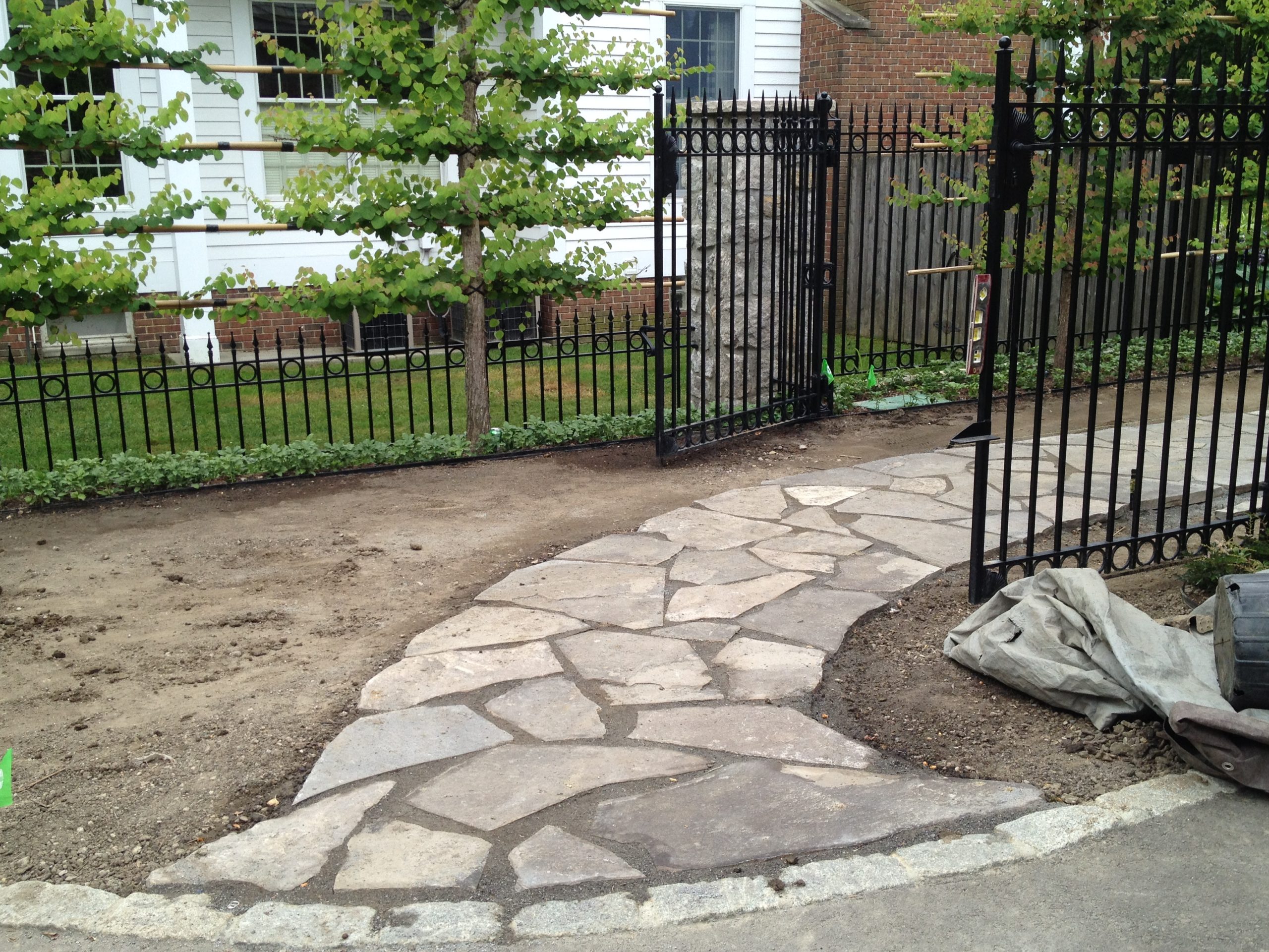 stone walkways | Deborah Silver & Co.