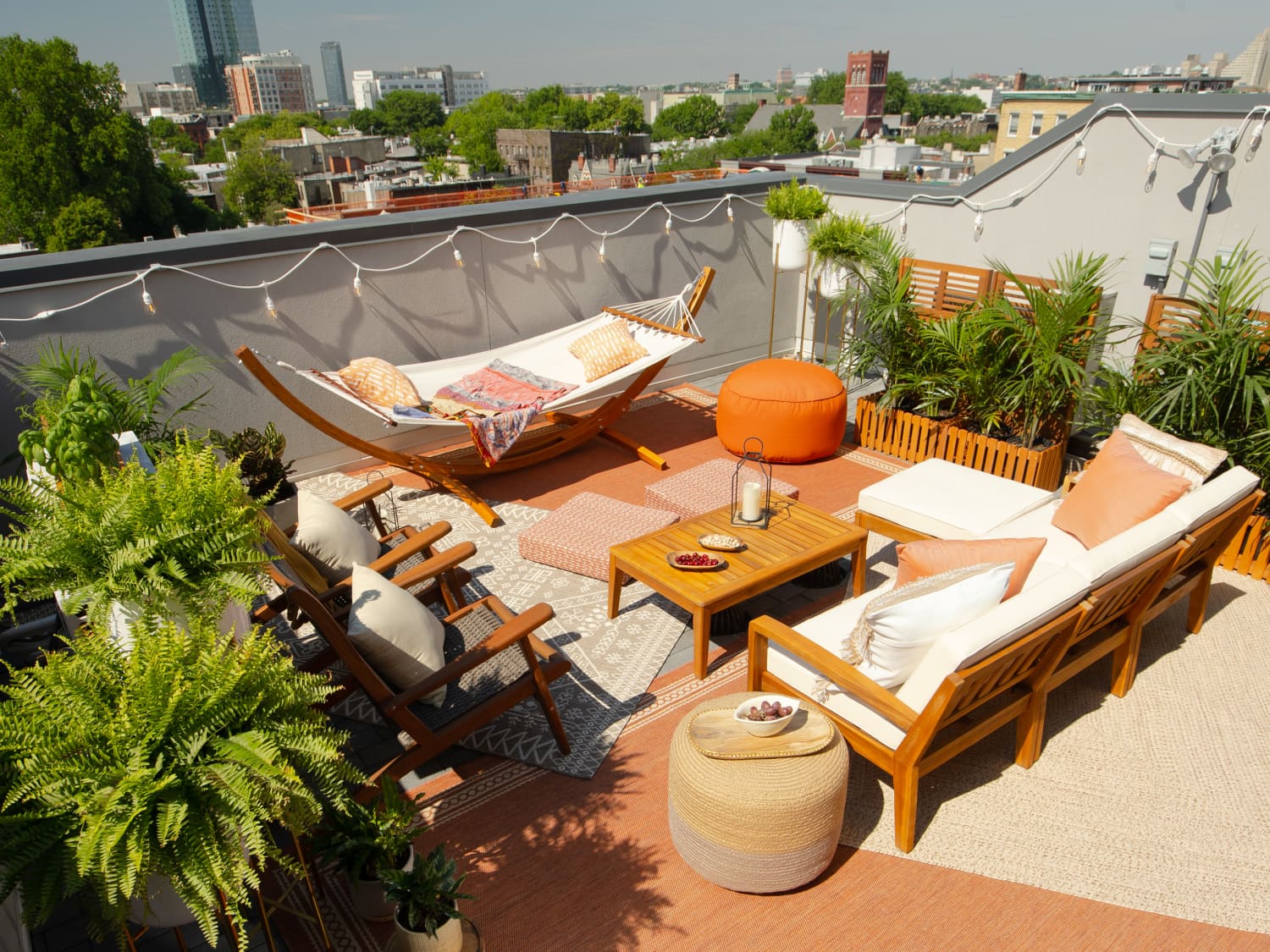 This Roof Deck Is a Master Class in Using Whatever Outdoor Space You Have — and It Includes an Easy Fix for a Common Design Challenge | Apartment Therapy