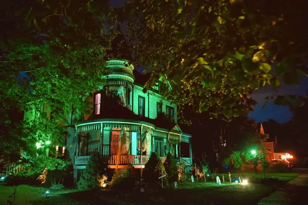 Top 5 Outdoor Lighting Tricks to Make Your Yard the Scariest on the Block This Halloween | Outdoor Lighting Solutions