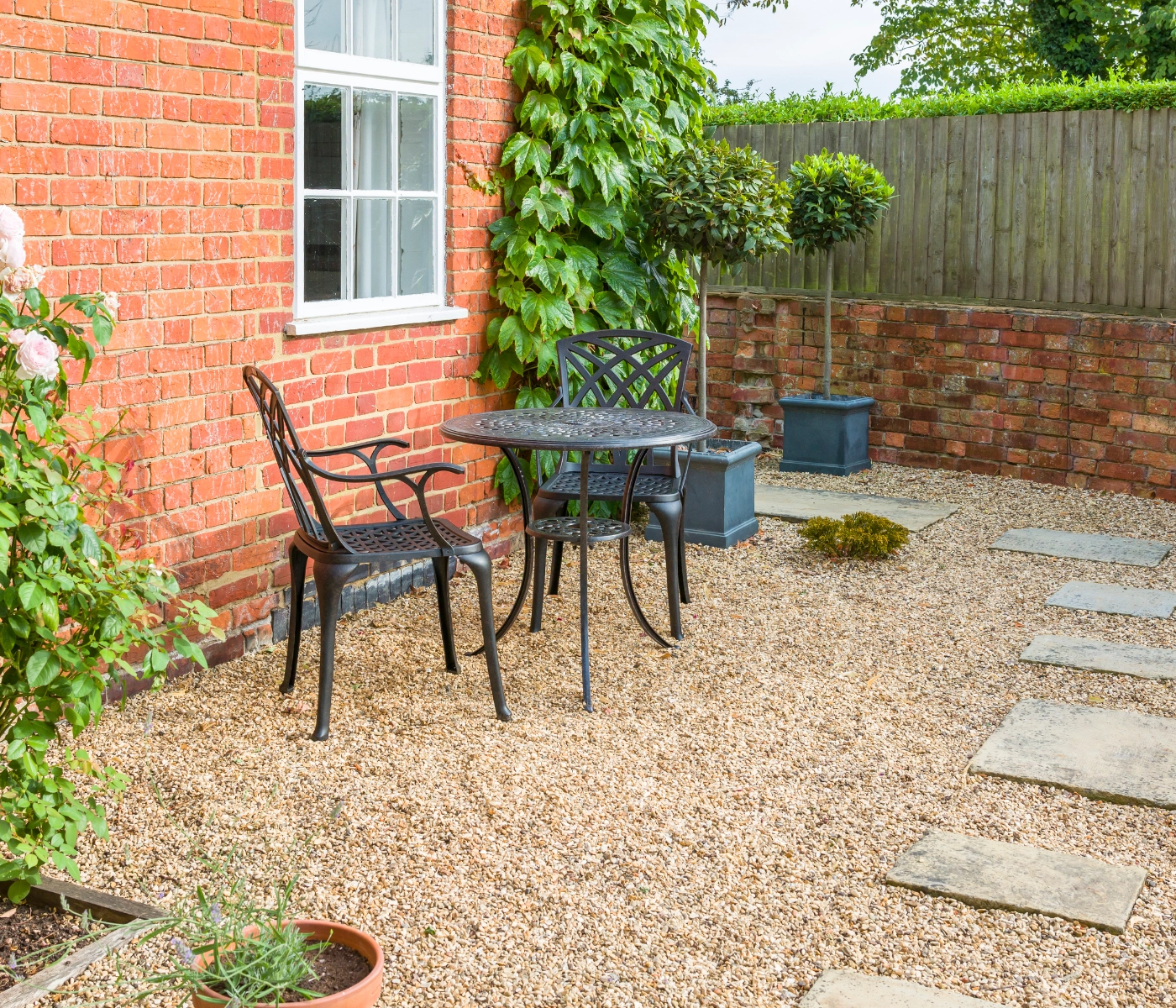 What You Need To Know Before Creating a Pea Gravel Patio