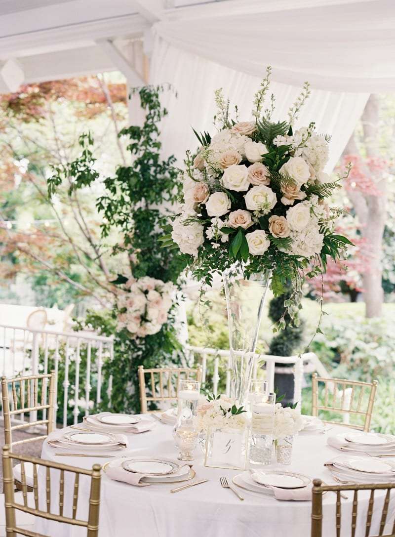 White and Dusty Mauve Garden Wedding | Real Wedding at CJ's Off the Square - Enchanted Florist