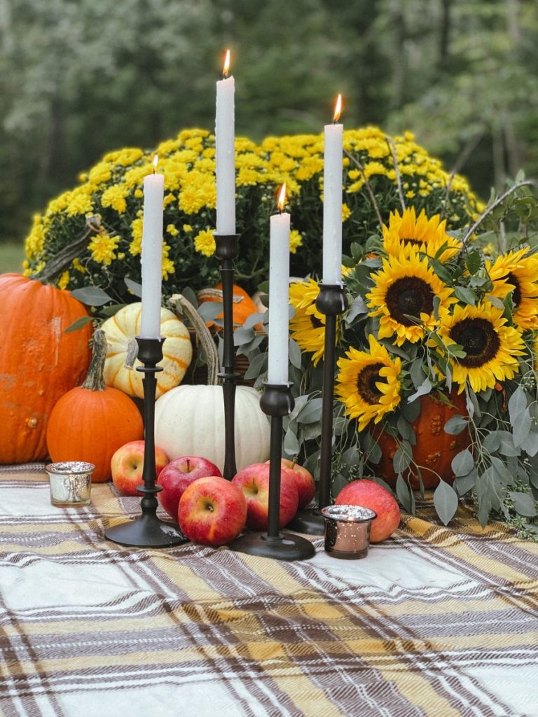14 Easy DIY Fall Centerpiece Ideas - White Lilac Farmhouse