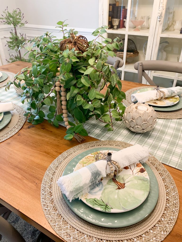 14 Easy DIY Fall Centerpiece Ideas - White Lilac Farmhouse