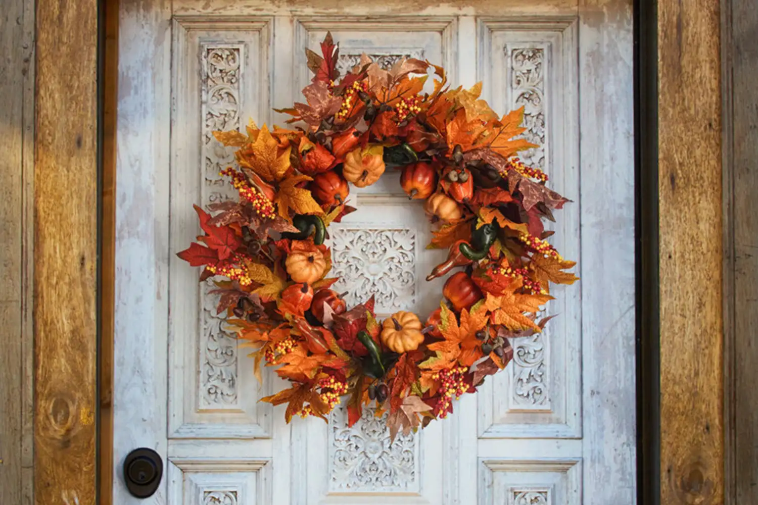 20 Favorite Front-Door Fall Wreaths