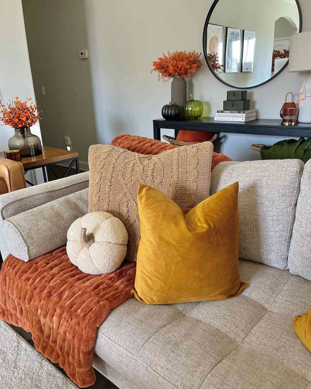 22 Fall Apartment Decor Ideas to Transition Your Space