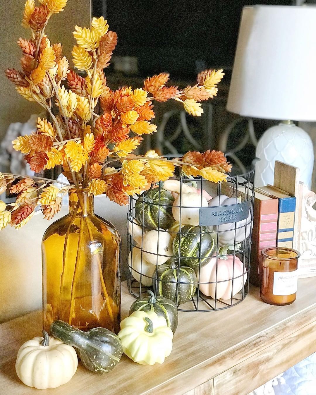 30 Cozy Fall Centerpieces to Transform Your Table