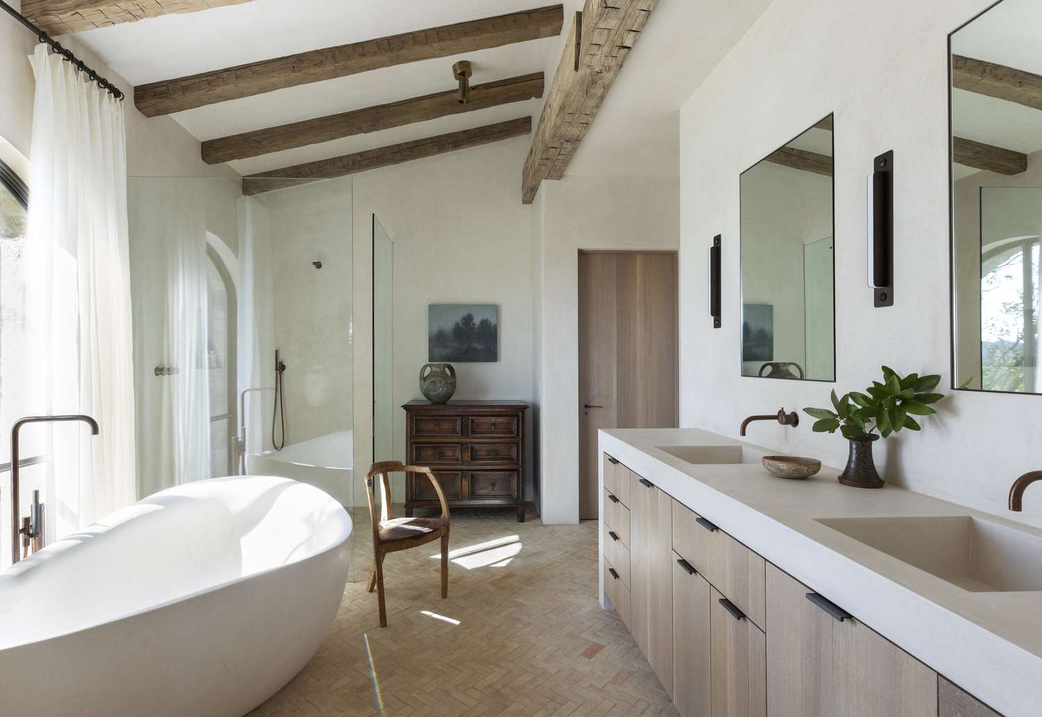 32 Rustic Bathroom Ideas For a Warm and Inviting Space