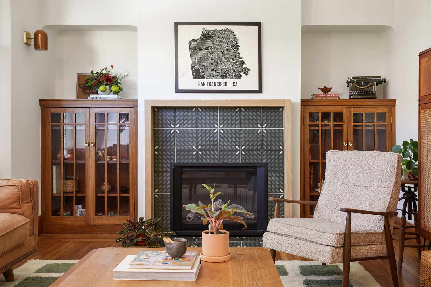 34 Clever Fireplace Built-In Ideas to Maximize Style