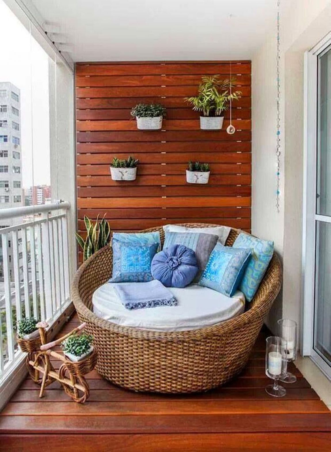 Creating a Cozy Reading Nook for National Unplug Day | Caregiving Club