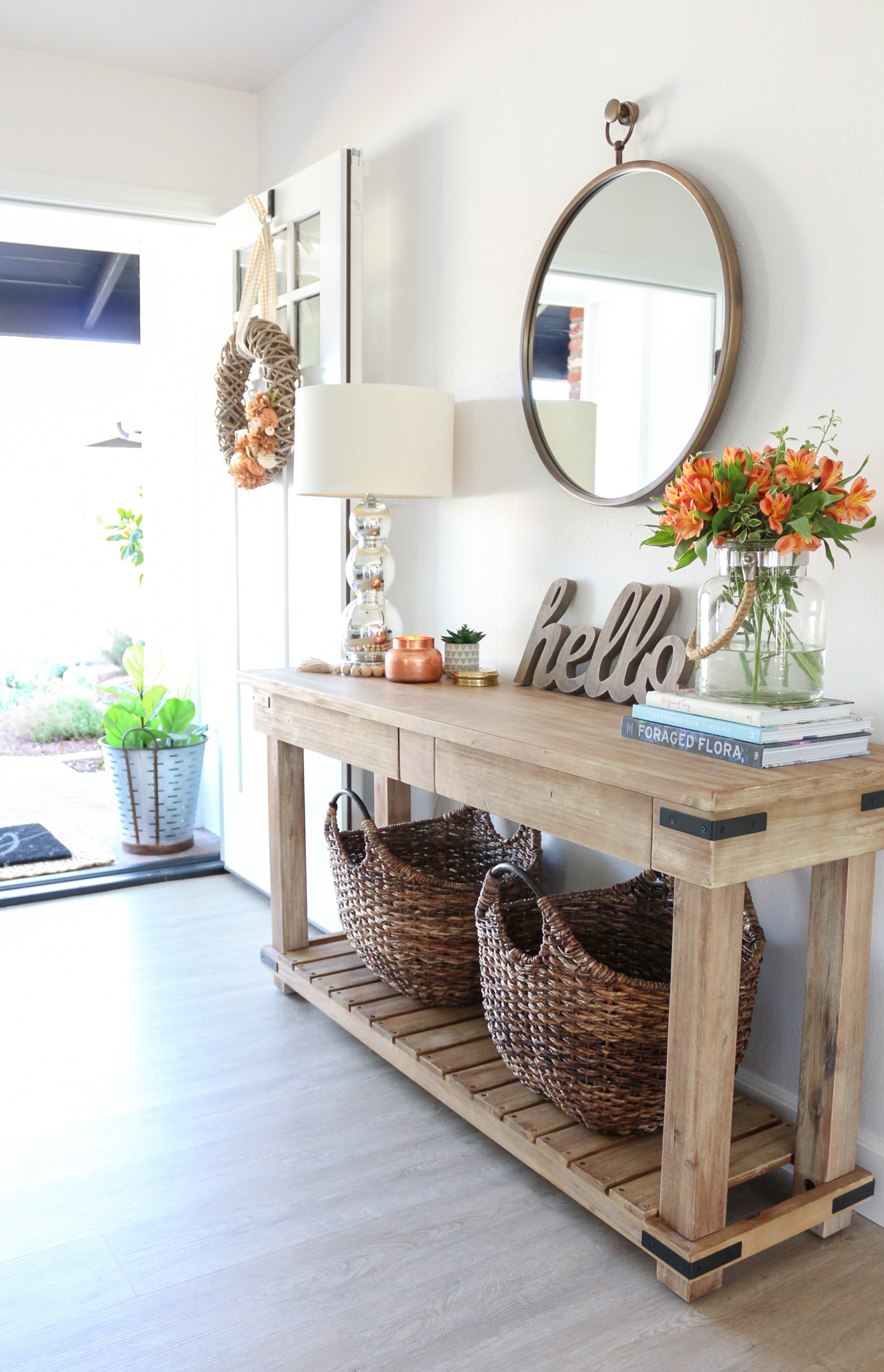 Fall Entryway Decor: Easy + Simple Ways to Welcome Fall into Your Home - 1111 Light Lane