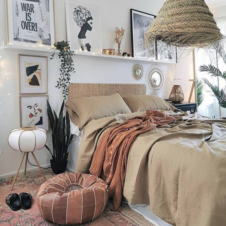 Fall Room Decor - Cozy Up Your Space for the Season - Chicinspire