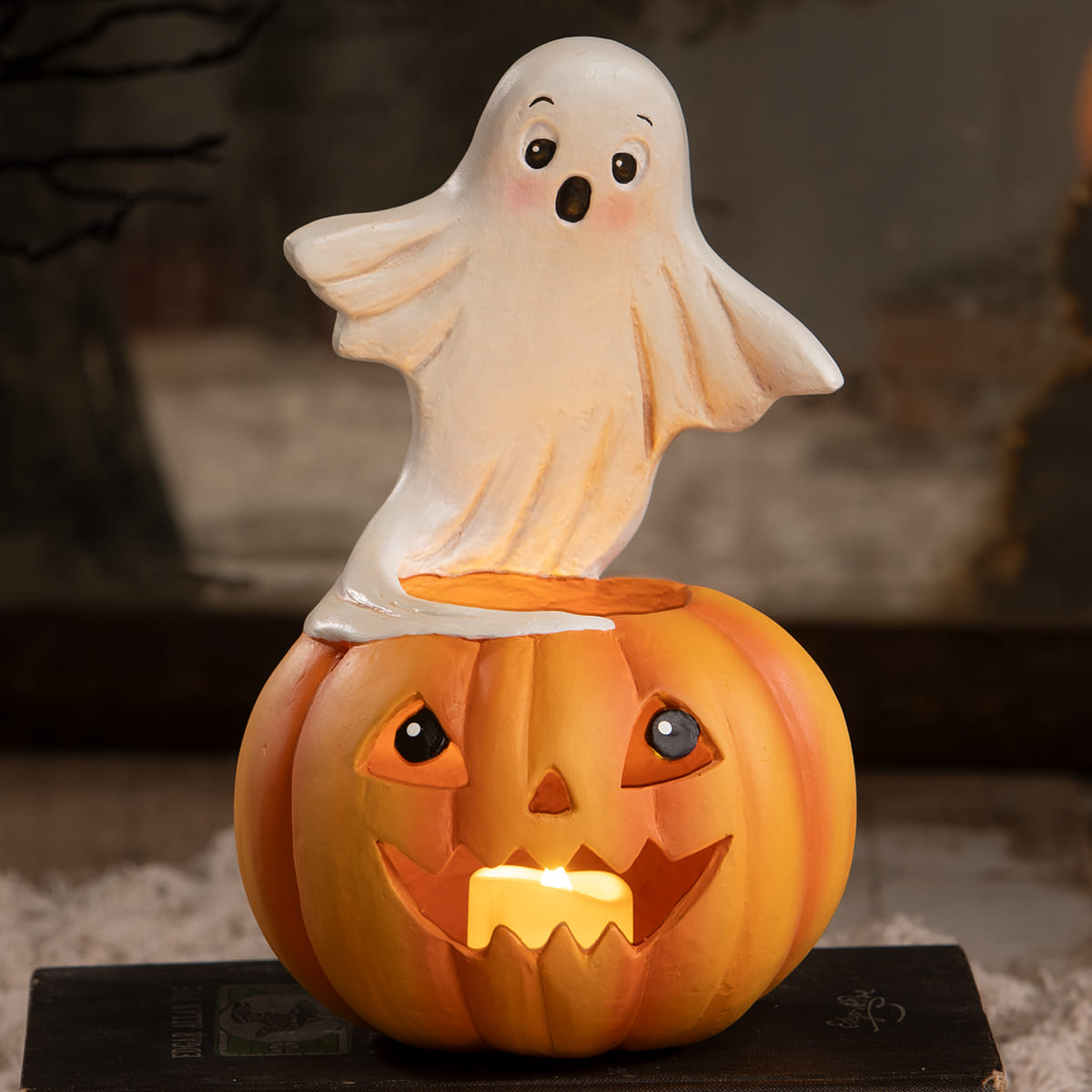 Halloween Ghost Figurine Patchwork Ghost Halloween Decor Lighted Vintage Patchwork Ghost Figurine – LED Pumpkin Lantern Halloween