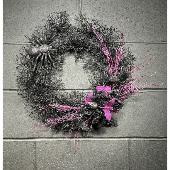 Halloween Wreath Black Purple Spiders Skulls Front Door Decor Handmade 20 Inch