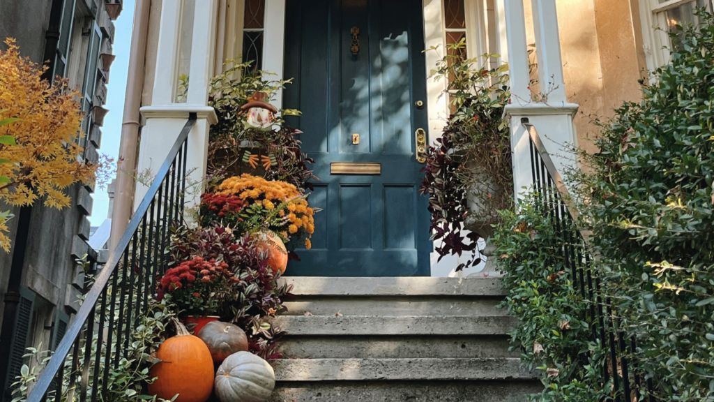 How to Decorate Your Porch for Fall | Haus & Home