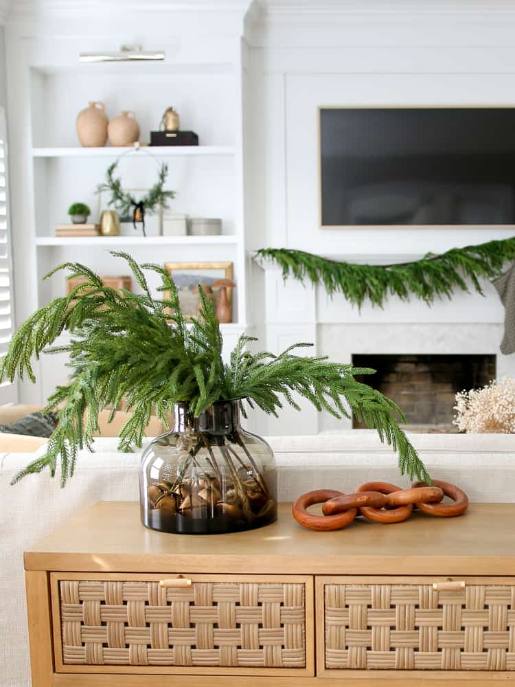 How to Hang Garland on the Mantel - Stefana Silber